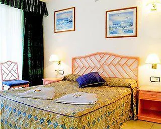 Apartamento Ona Novelty 2*